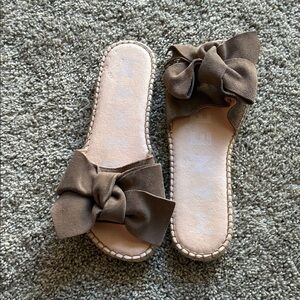 Women's Brown Bow Slide Sandals - Casual Slip-On Comfort